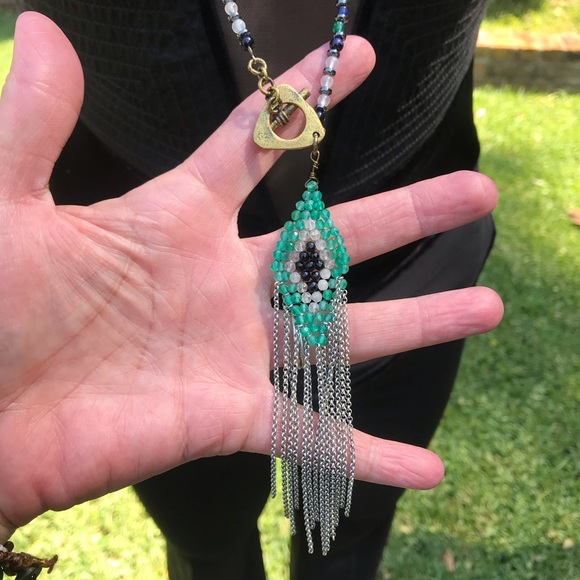 One Of A Kind Statement Pearl Necklace - Picture 3 of 3